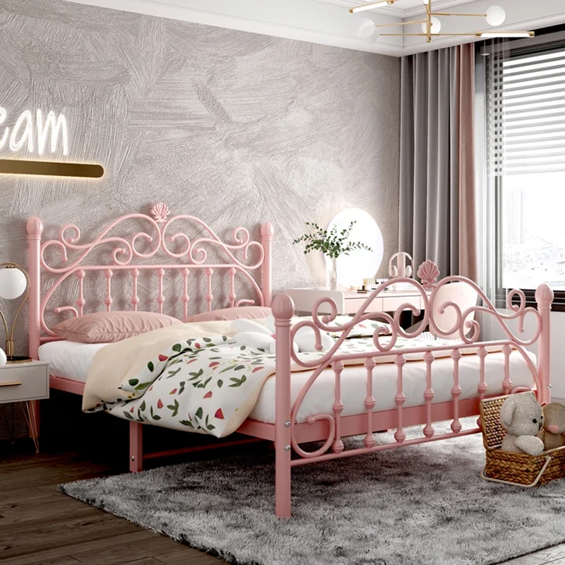 Portable European Bed Modern Metal Girls Design Bedroom Luxury Bed Castle Sex Safe Princess Letto Matrimoniale Home Furniture