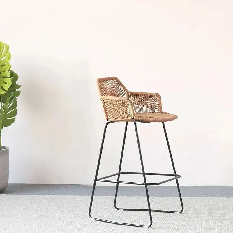Stołek barowy w stylu nordyckim Minimalistyczny Nowoczesny Wysoki Stołek Krzesło z Rattanu Wypoczynkowe Oparcie Proste Krzesło Barowe do Domu Kreatywne Stołki Barowe