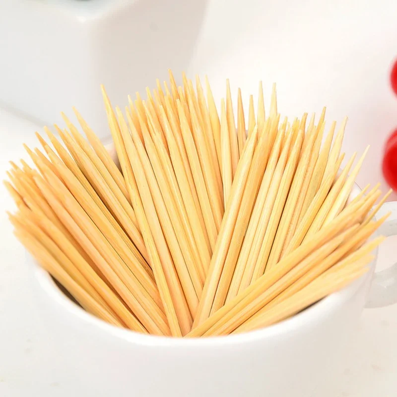 500 PCS of Natural Bamboo Toothpick Sturdy Wood Dental Bamboo Picks for Home Restaurant Hotel Products Toothpicks Tools