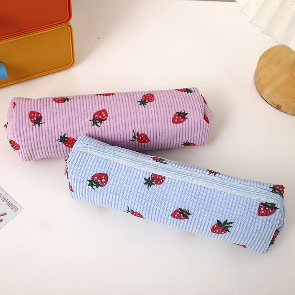 Fresh and cute strawberry pencil case, student's large capacity and high-value girl's heart stationery storage bag