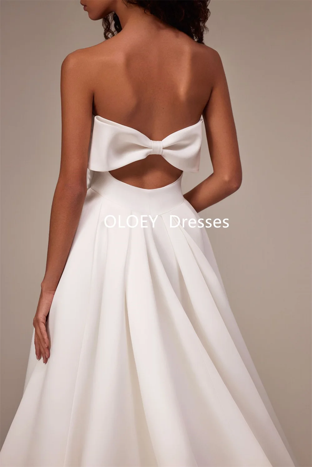 OLOEY Elegant Pleats Strapless A Line Wedding Dresses Sleeveless Floor Length Bride Gowns Customized Bow Zip Vestidos De Novia