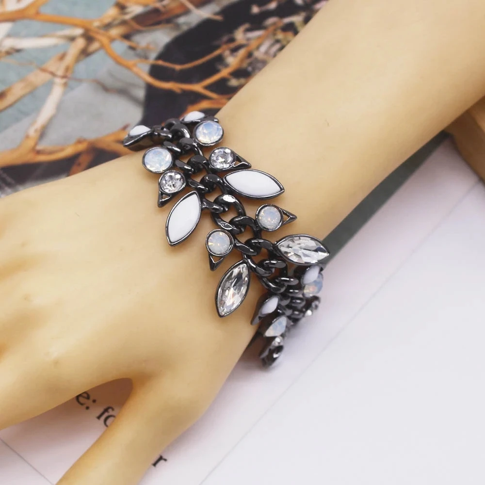 Geometric Crystal Bracelets for Woman Circle Charm Round Wide Wrap Bracelet Fashion Statement Female 2022 New Jewelry