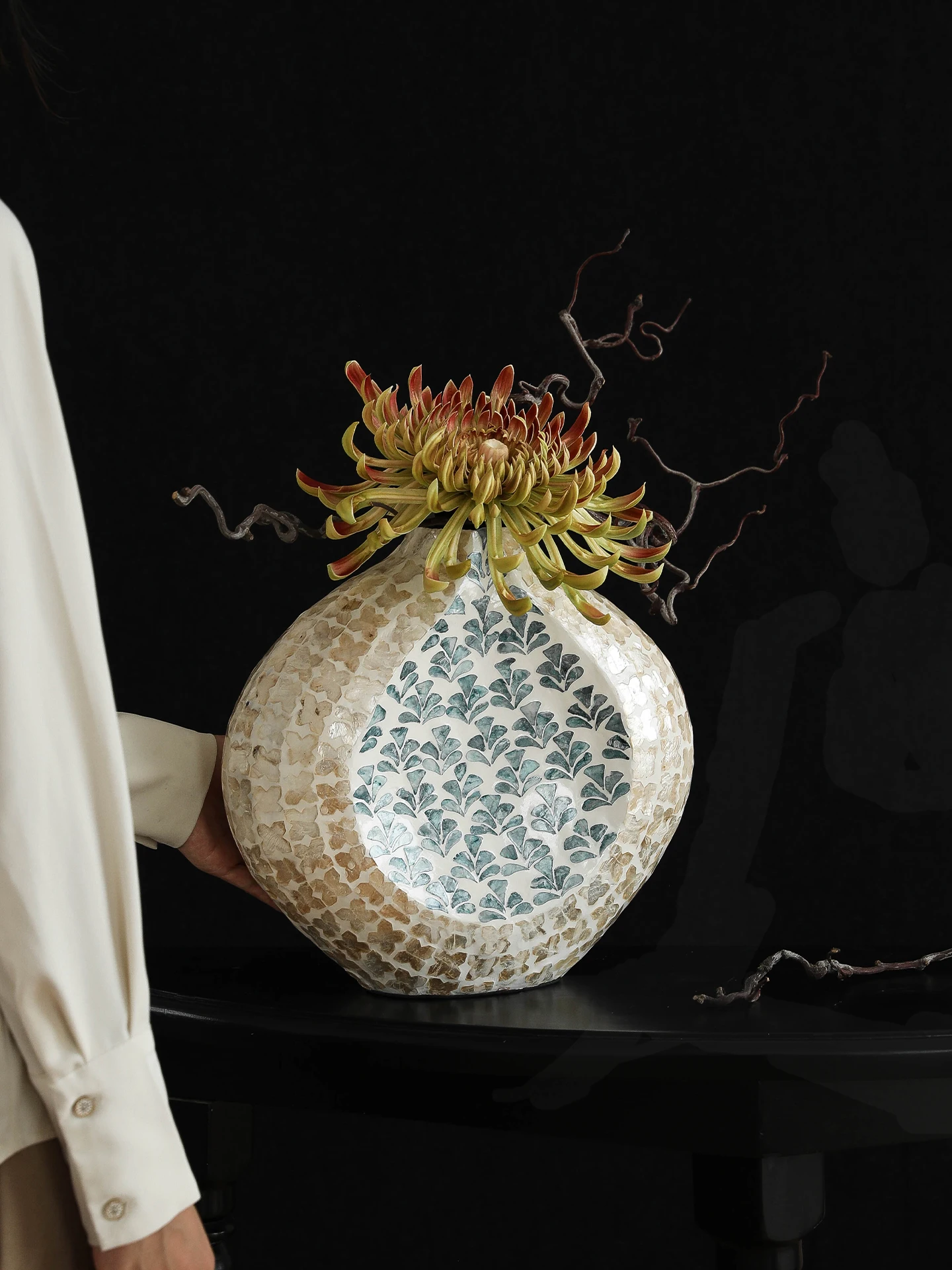 

Handcrafted Vase New Chinese Song Dynasty Aesthetic Decorative Piece for Hotels Entranceway Vintage Decor Flower Pot