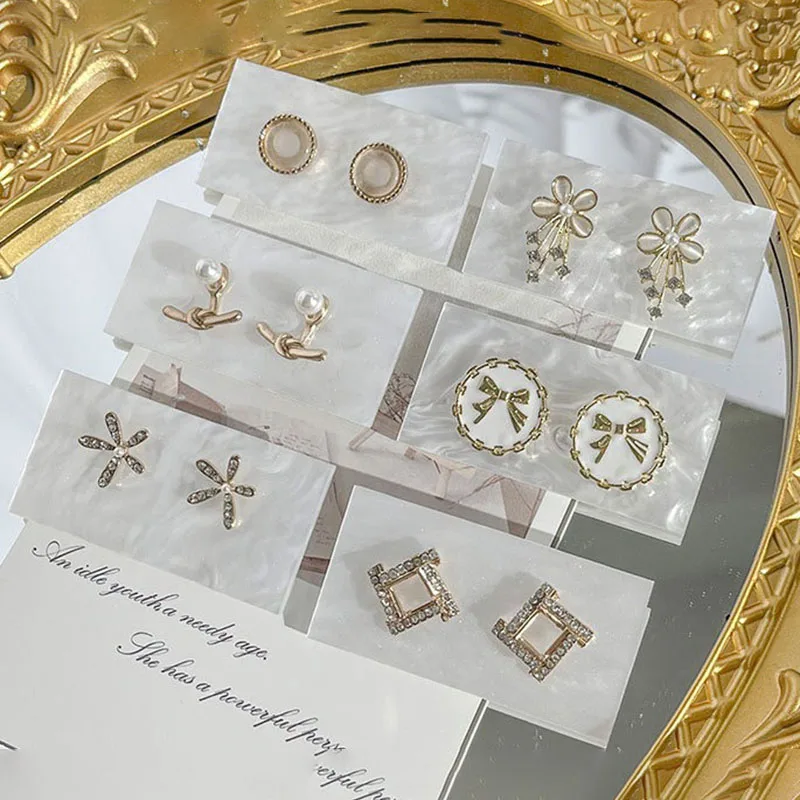 

Portable Earring Storage Card Luxury Fashion Earrings Display Cards Acrylic Earring Displays Card Shoot Earrings Display Holder