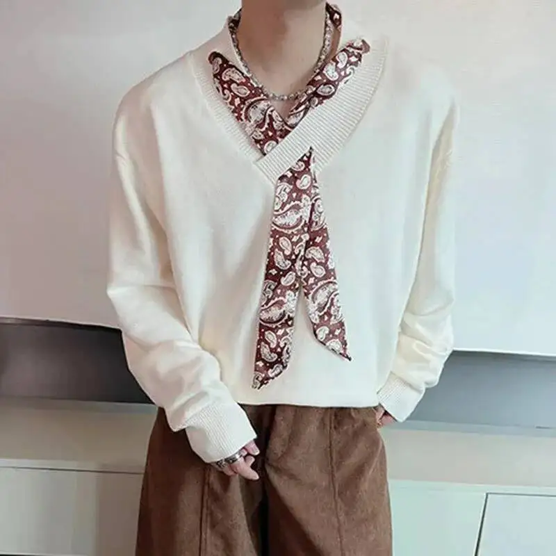 

Korean Style Men's Knitting Tops V-neck Scarf Patchwork Contrast Color Pullovers Knitted Looose Male Sweaters 9XDUTM