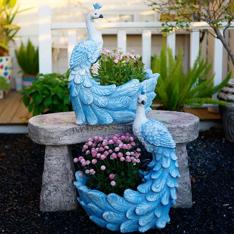 Artistic Peacock Planter Large Outdoor Succulent Pot for Courtyard Whimsical Animal Shaped Flower Pot Decorative Resin Planter