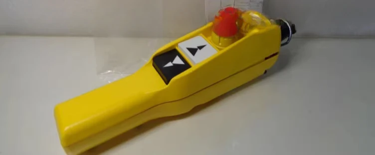 

XACA2013/2073/201/205/PBXPBR02/PBXPBY02 button box