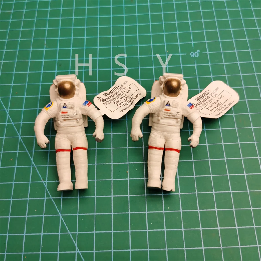 Original 2Pcs/Set astronaut hand-made model children play house toy gift