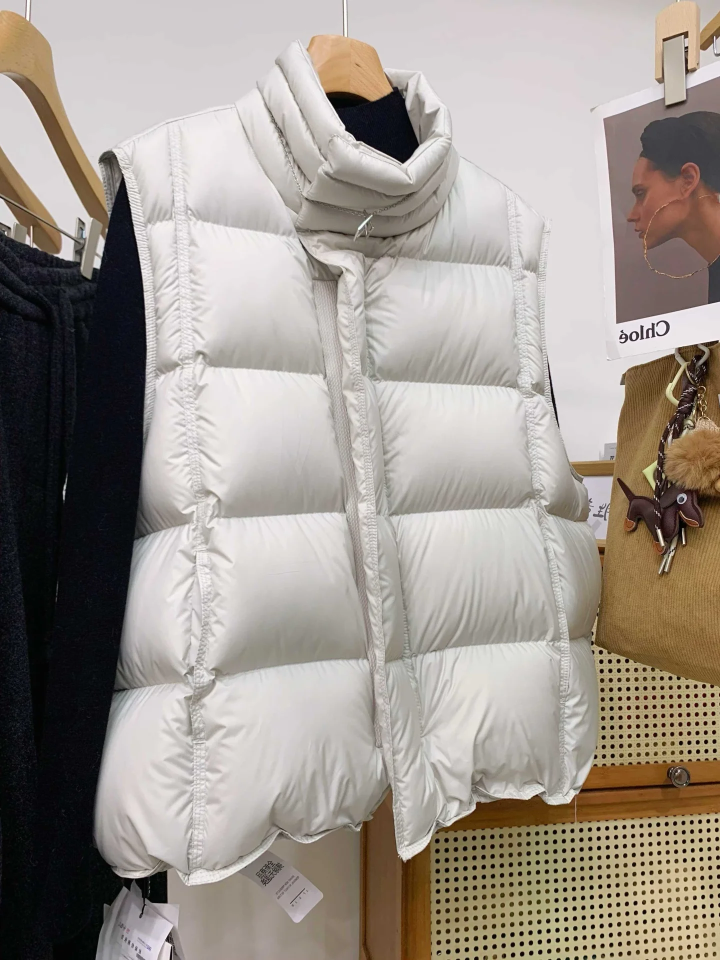 Fashionable Stand Collar Thickened Cotton Jacket Vest Unisex Autumn Winter Warm Layering Clothing Zipper Closure  Color