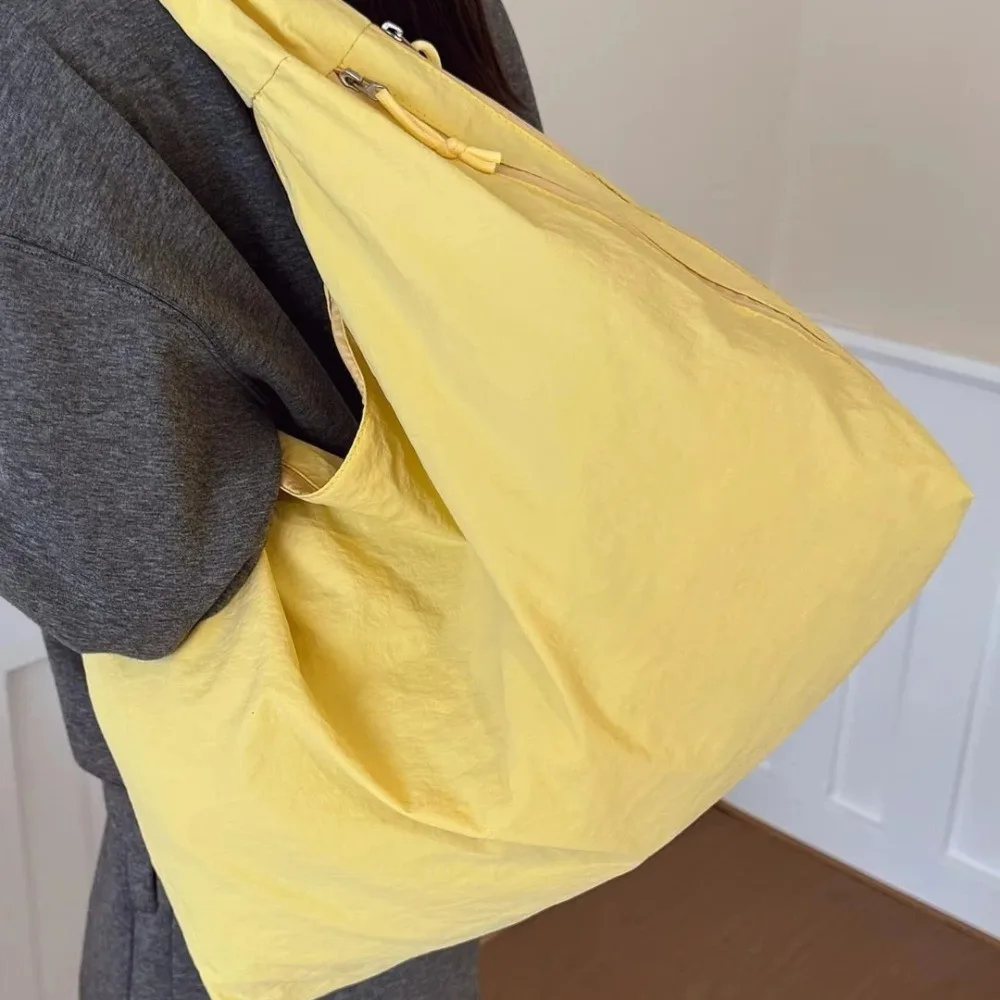 Versatile Canvas Women's Tote Bag Large Capacity Spring Summer Underarm Bag Single Shoulder Bag Shopping Bag
