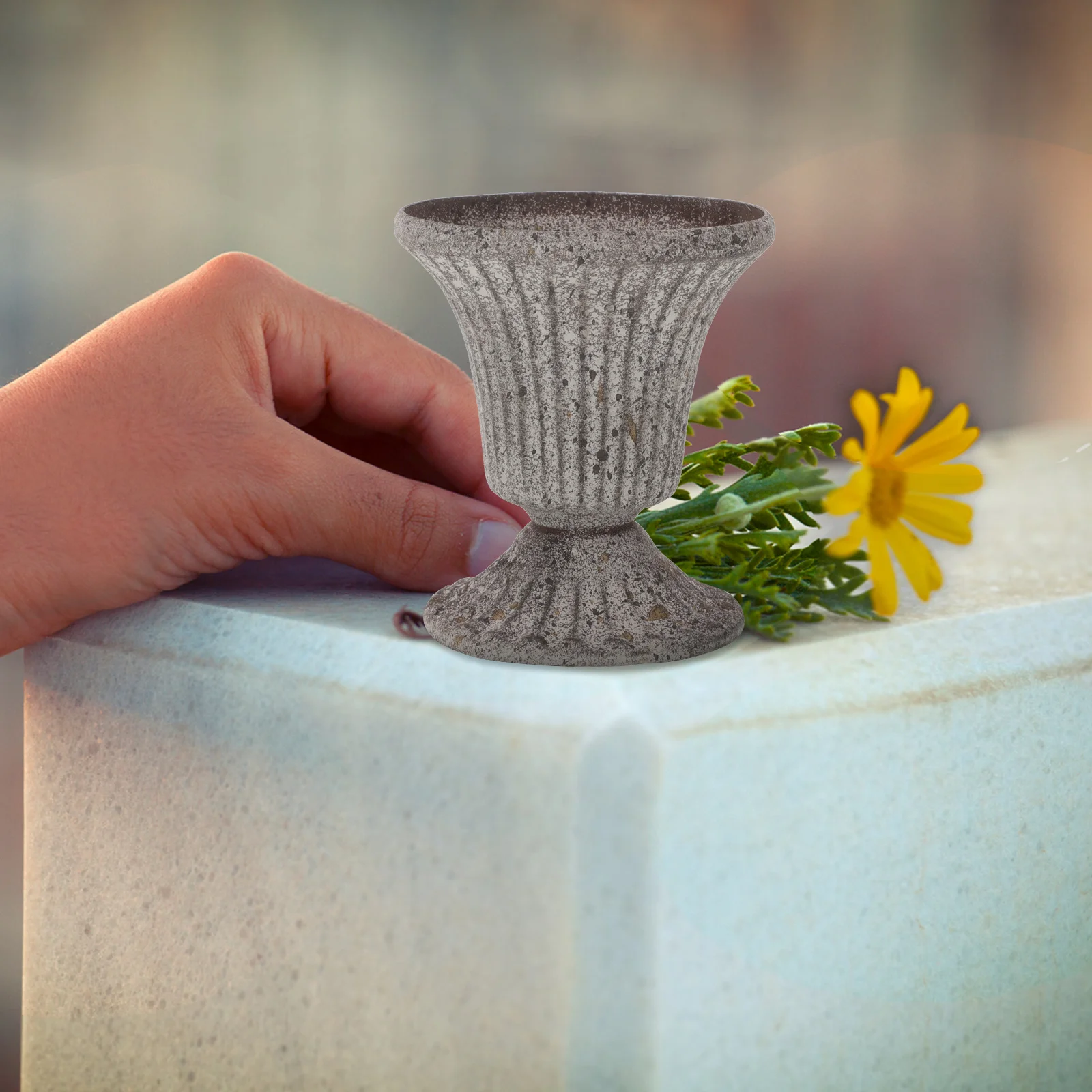 

Exquisite Memorial Vase for Cemetery Use Heavy Duty Iron Grave Flower Pot Decorative Vase Adornment for Funerals and