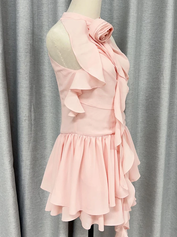 Sólido emendado apliques em camadas bolo mini vestido para mulher halter flor decoração sem mangas cintura alta temperamento vestido