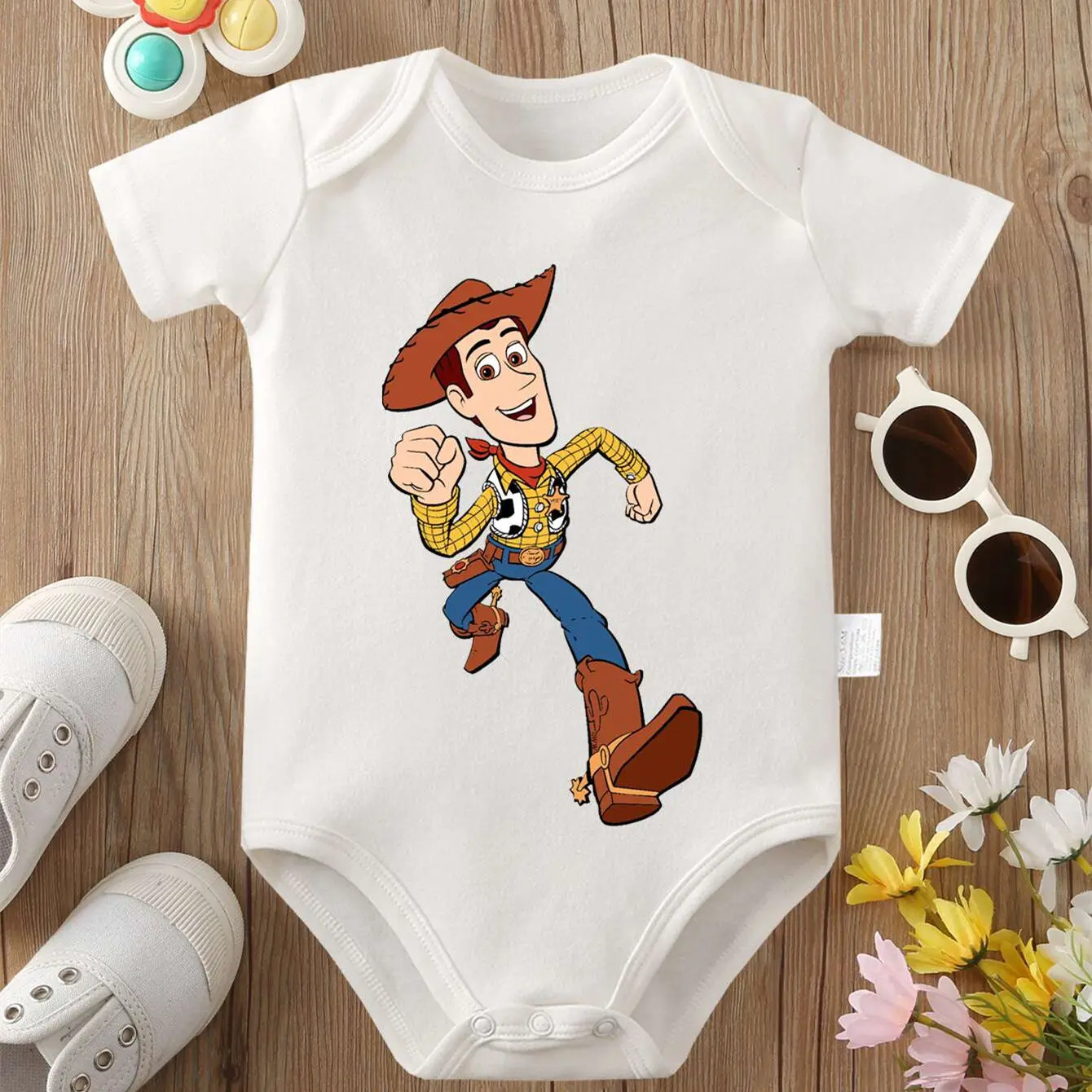 

MINISO Sherif Woody Print Soft 100% Cotton Baby Clothe Onesie Bodysuit Baby Jumpsuit Personality for 0 To 12 Months Newborn