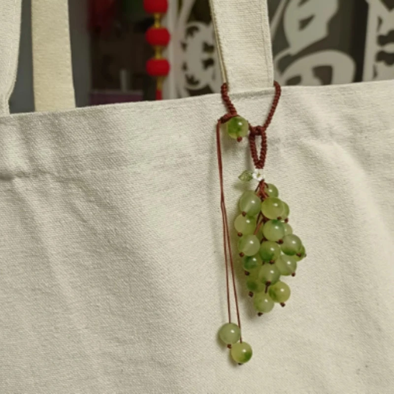 Hot Sale Simulated Green Grape Pendant Keychain Cute Sweet Beaded Bag Car Ornaments For Women Handbag Decoration