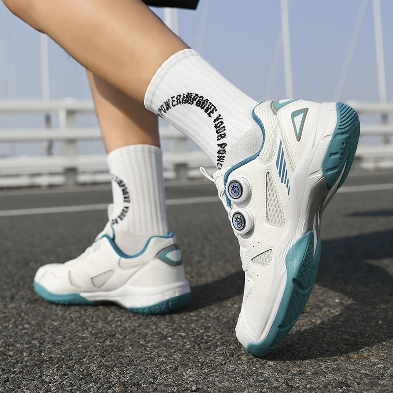 2025 New Fashionable Volleyball Shoes with Quick Straps, Lightweight and Comfortable for Outdoor Fitness, Badminton Shoes