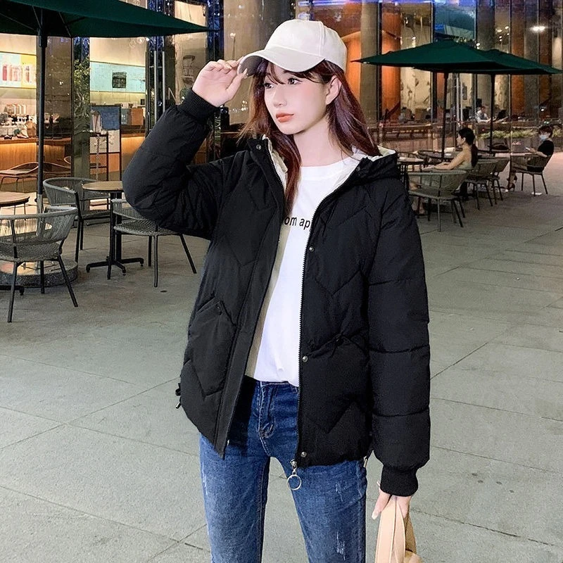 

2025 Новое женское свободное утолщенное короткое пуховое пальто в корейском стиле, зимняя теплая удобная уличная куртка