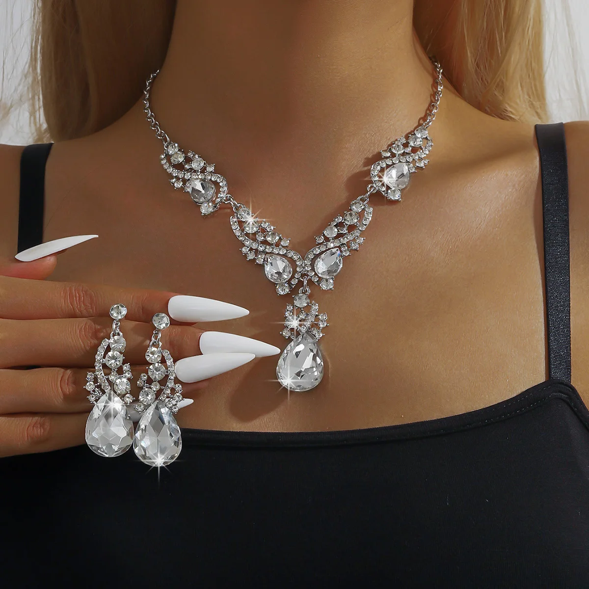 3pcs women\'s jewelry set with rhinestone crystal necklace earrings, bridal wedding accessories