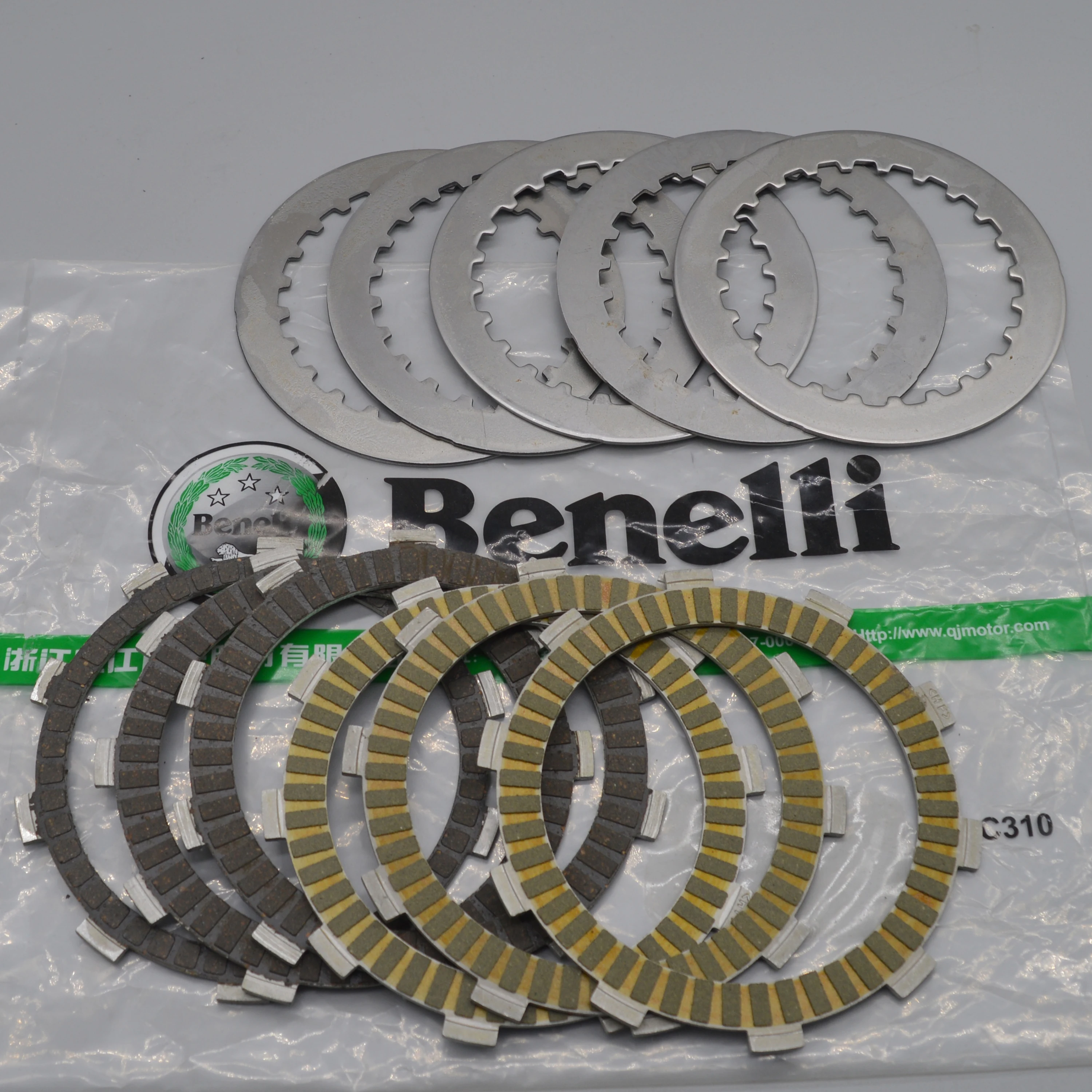 Clutch Friction Plates and Steel Plates for Benelli TNT25 TNT250 BN251 TRK251 LEONCINO250 / BN TNT TRK LEONCINO 25 / 250 / 251