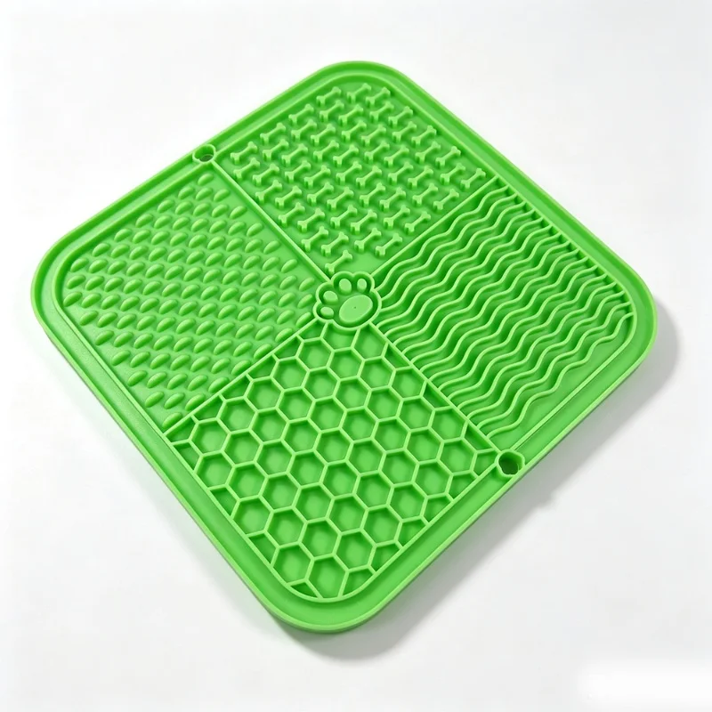 Leckmatte aus lebensmittelechtem Silikon für Haustiere, Slow-Feeder-Pad mit starkem Saugnapf, Anti-Schluck-Futterschale für Hunde, Katzen und Leckerlis – Detail 18