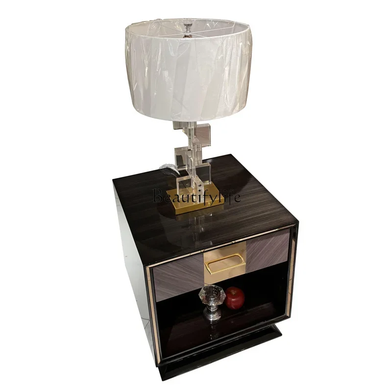 

Light luxury minimalist bedside table villa living room high-end solid wood sofa edge few