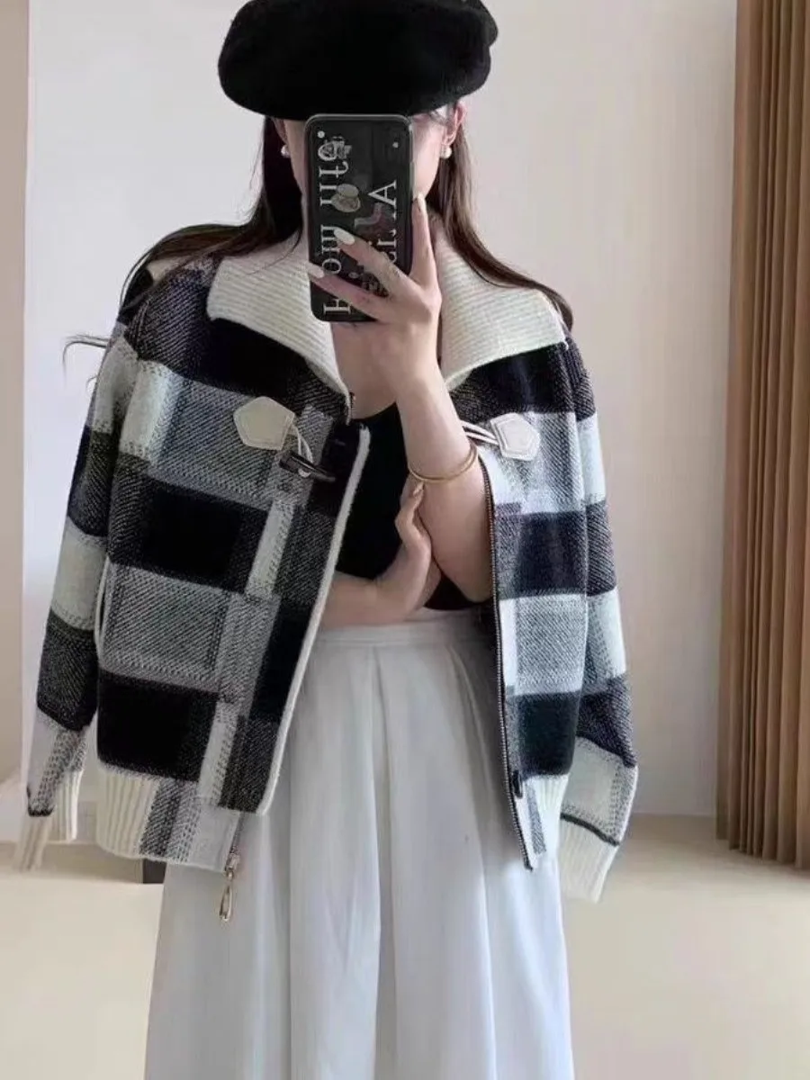 

Korean Style Short Thickened Woolen Coat for Women Knee Pad Health Ring Small Square Fashion Protective Knee Cap Health Care