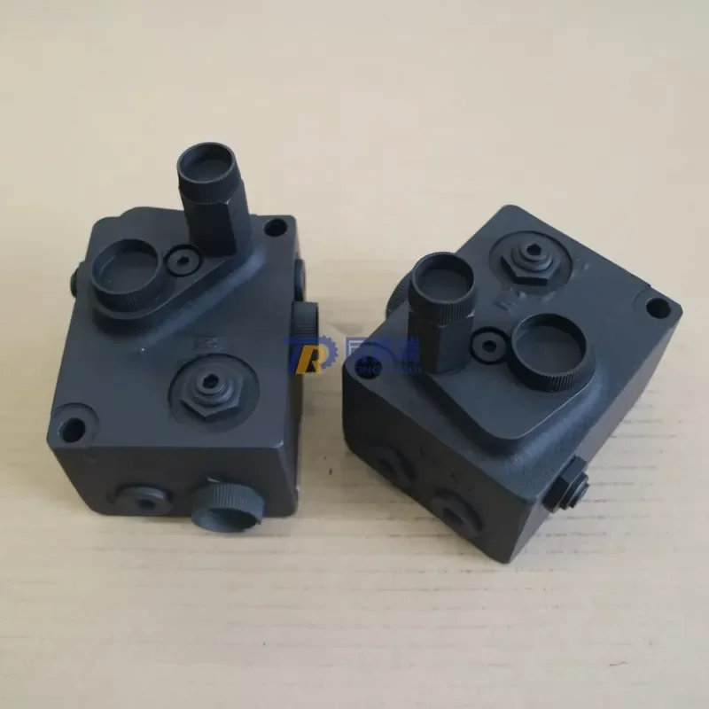 56B-43-17300 Dump Truck Parts Accumulator Control Valve for HD785-7 HM350-2 HM400-2