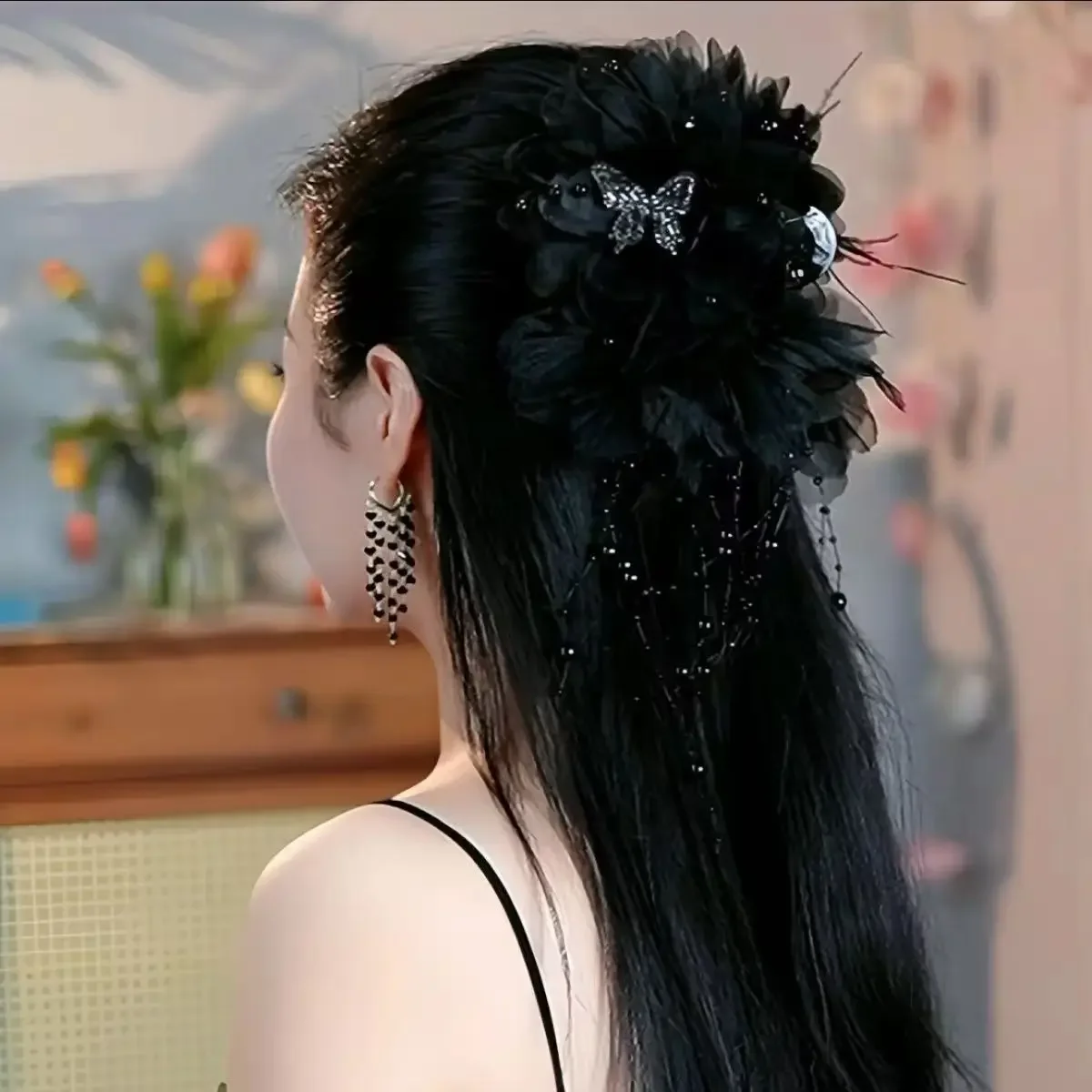 Women Fench Style Fashion Temperament Flower Beads Butterfly Tassel  Fluffy Hair Clip Female Party Hair Claw Accessories - Image 2