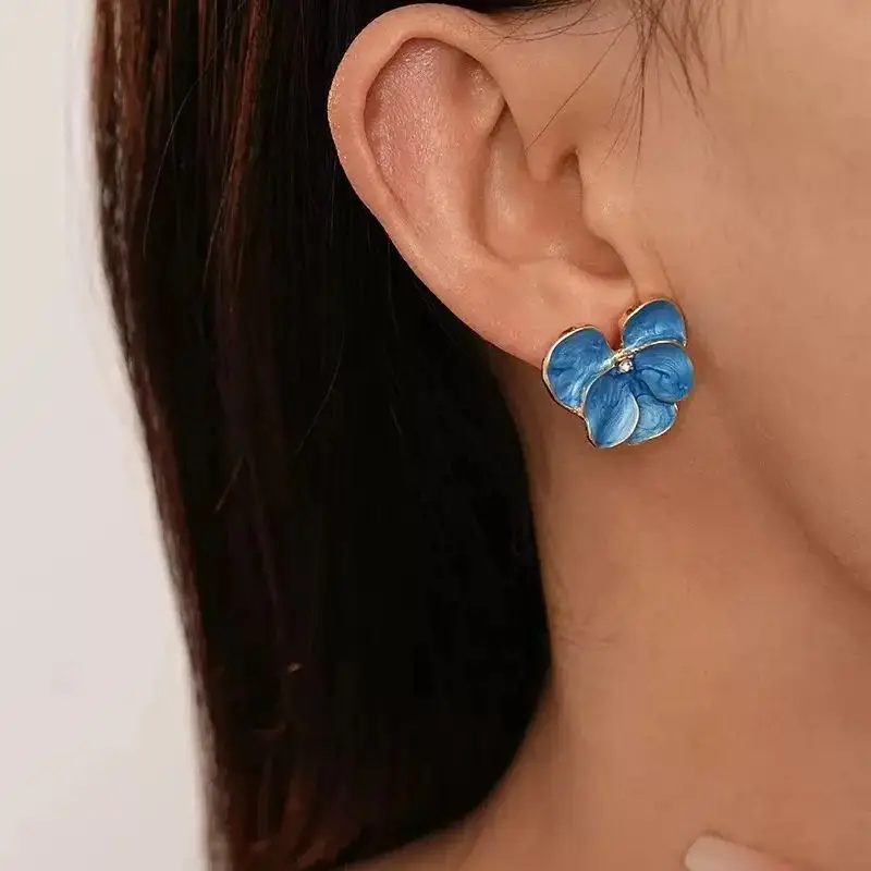 Cute Oil Dropping Blue Flower Earrings for Women Retro Petal Pink Flower Stud Earring Summer Jewelry Fashion Ear Accessories New