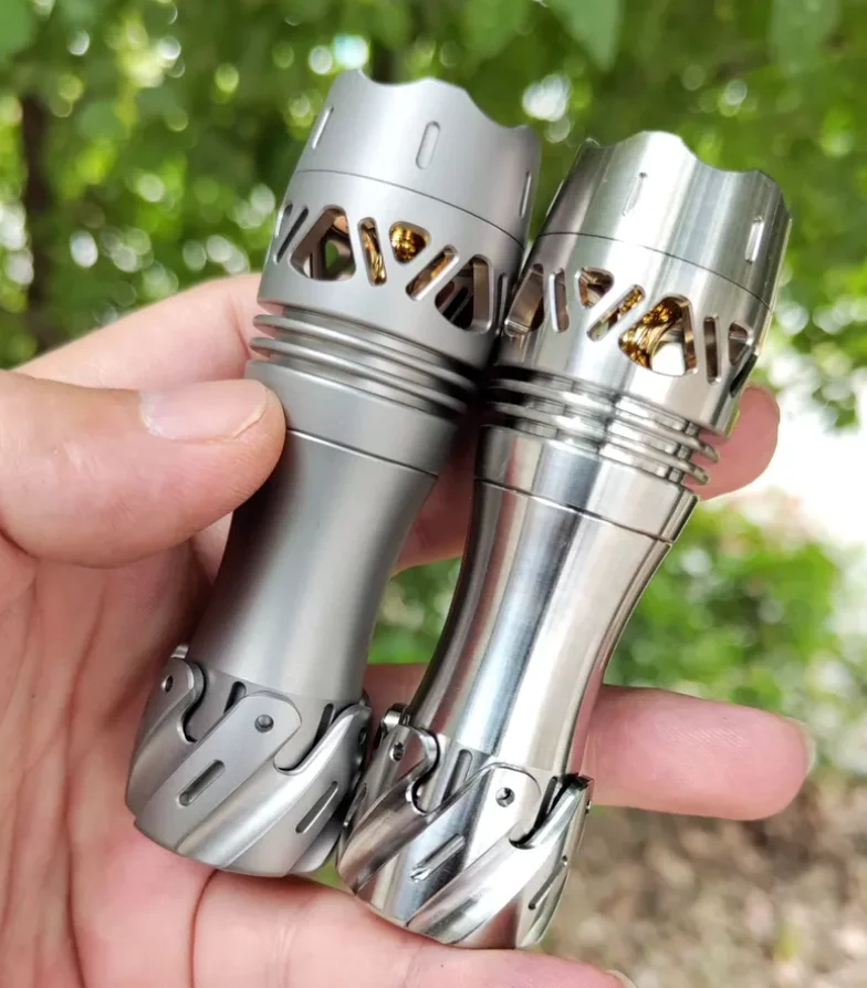 Used EDC Titanium alloy flashlight with Shenhuo E thread Torch Lamp decompression toy