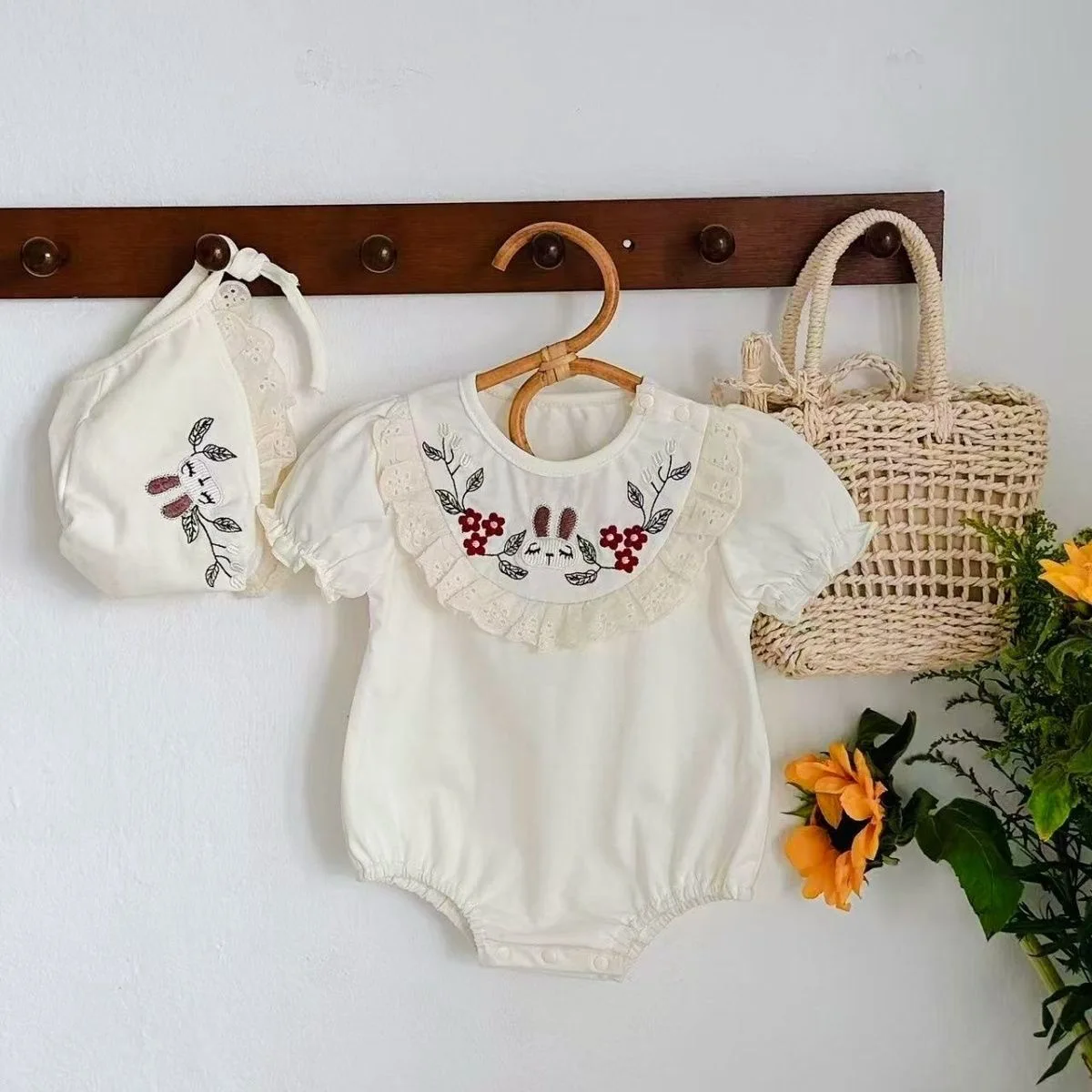 macacoes-de-verao-para-bebes-roupas-curtas-bordadas-e-fofas-macacao-de-gola-redonda-para-escalada-ao-ar-livre-para-meninas