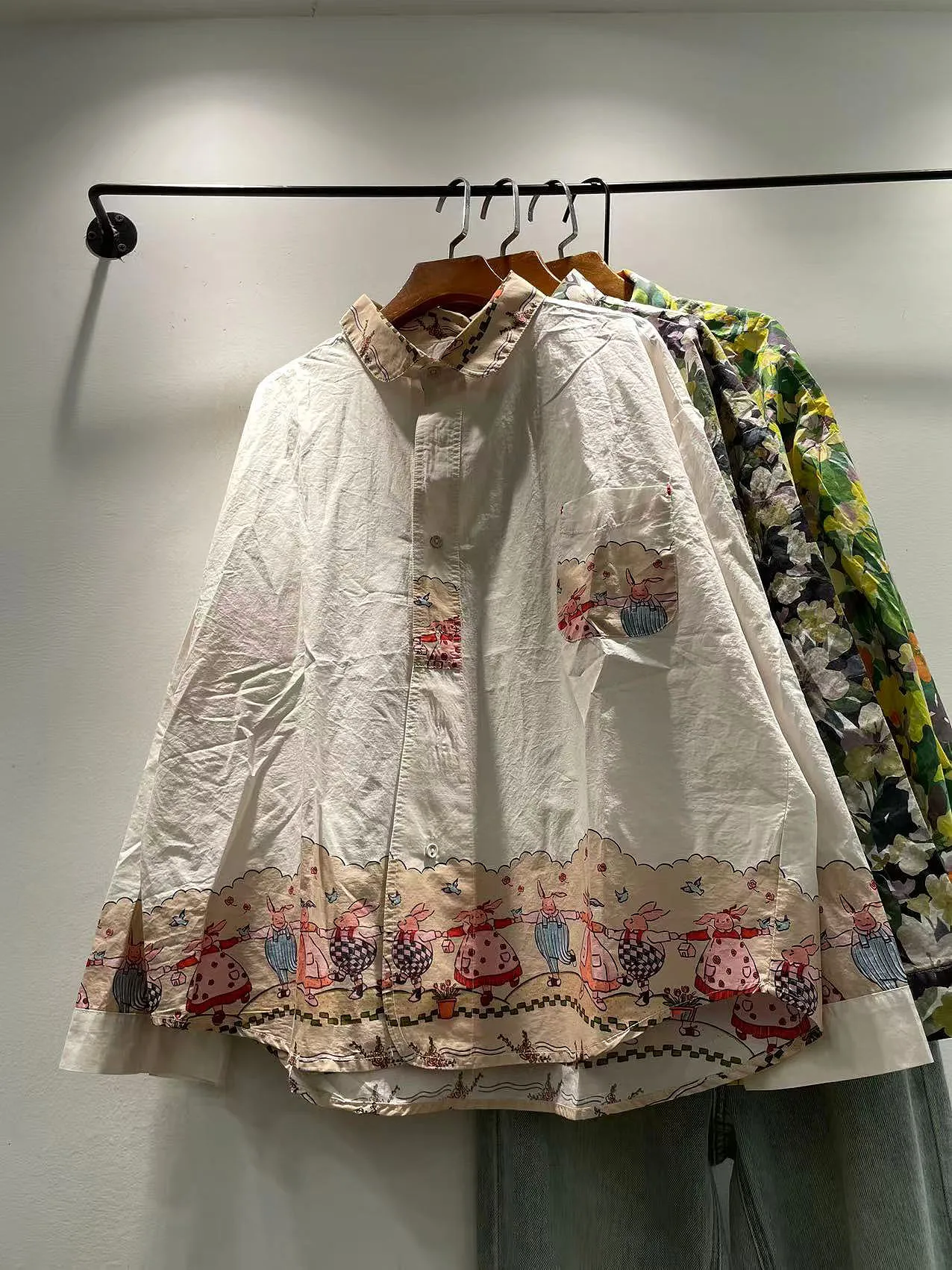 

Loose Long Sve Women's irt Autumn Faion Korean Sle Cartoon Print Turn-down Collar Single Button Casual Cotton Blouse