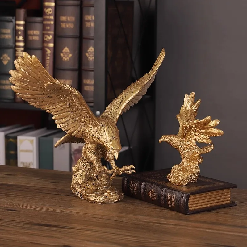 

Da Peng spreads his wings and eagle ornaments are displayed in the living room, office, study, eagle decoration company, hotel b