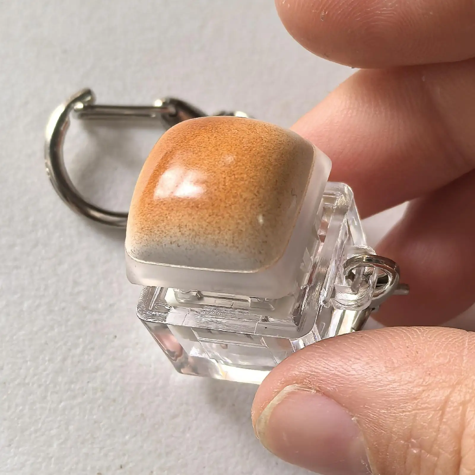 Fidget Keyboard Clicker Bread Shaped Handheld Press Button Finger Clicker Sensory Fun Toys For Adults Kids Work School Travel