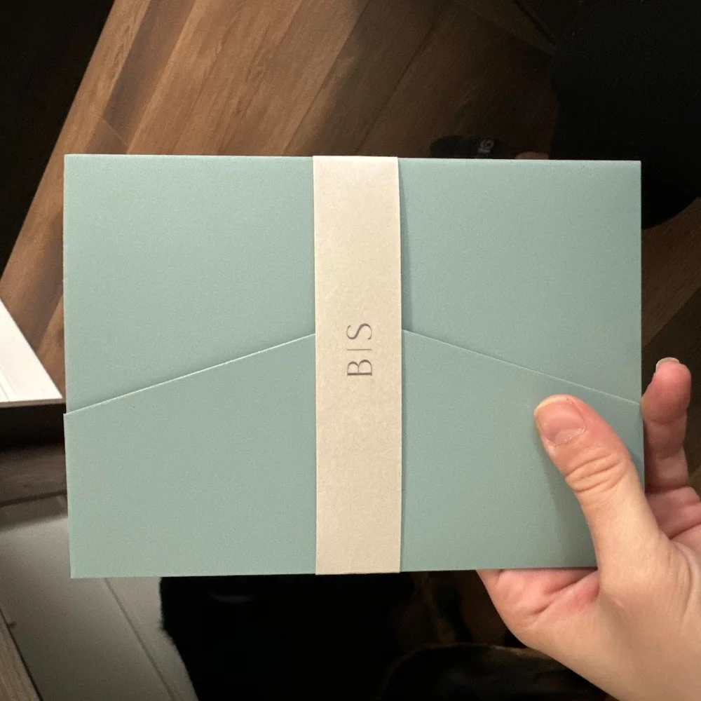 Bandas de Papel Pergamino Personalizadas para Invitaciones de Boda con Nombre Personalizado y Lámina Dorada