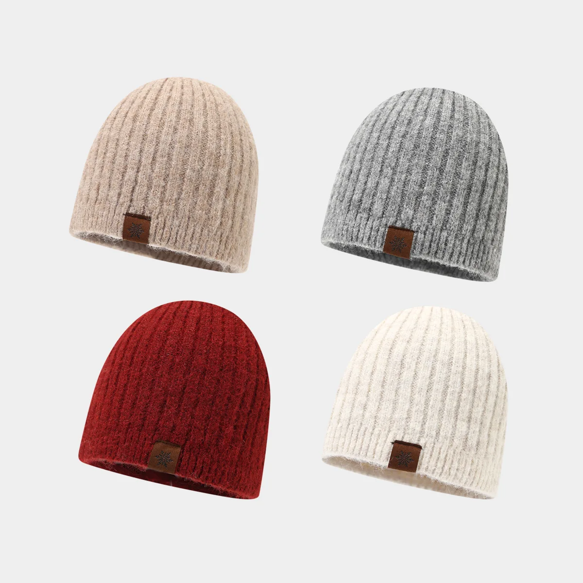 قبعة محبوكة من الصوف الأوروبي الأمريكي للرجال والنساء في الهواء الطلق سميكة مخططة دافئة لحماية الأذن قبعة صوفية للخريف والشتاء