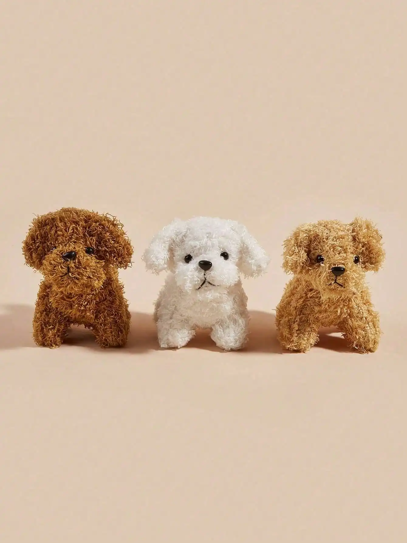 Una simpatica mini bambola realistica per cuccioli di peluche per cani, adatta come regalo per i fratelli più giovani da giocare con o come pezzo decorativo