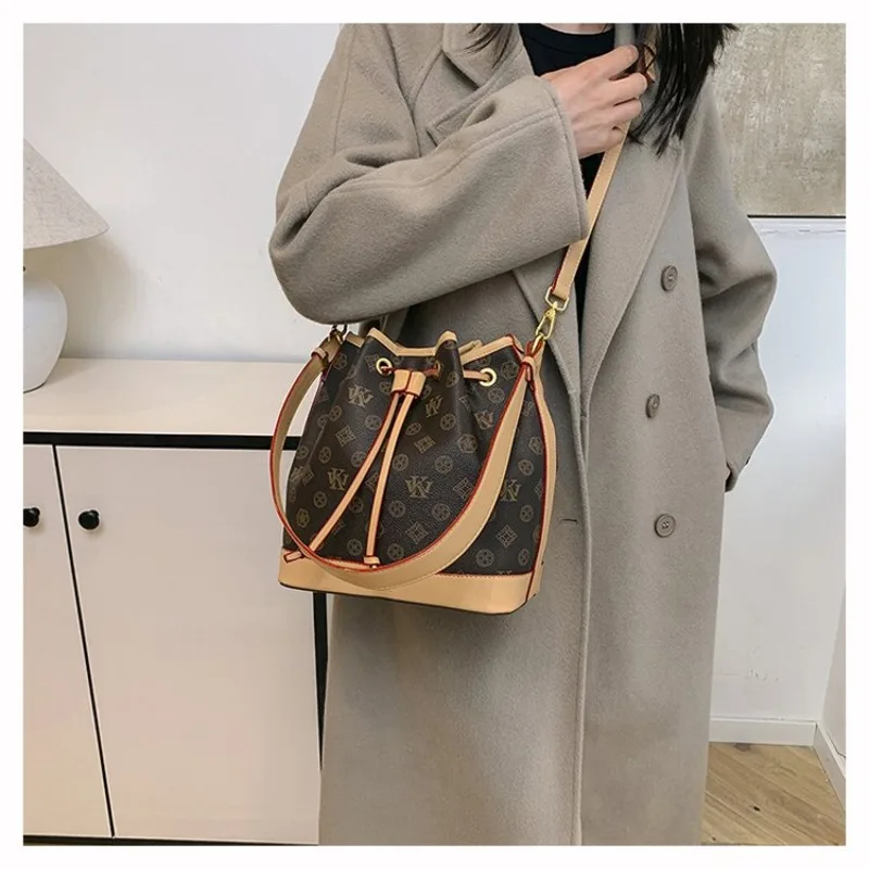 

Уникальная женская сумка, новинка 2025, модель сумки на плечо для женщин, модная сумка через плечо, регулируемая, универсальная