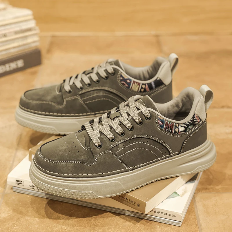 

2026 Designer Classic Vulcanized Sneakers for Men Trend Casual Leather Shoes Luxury Trainer Mens Walking Running Jogging Shoes