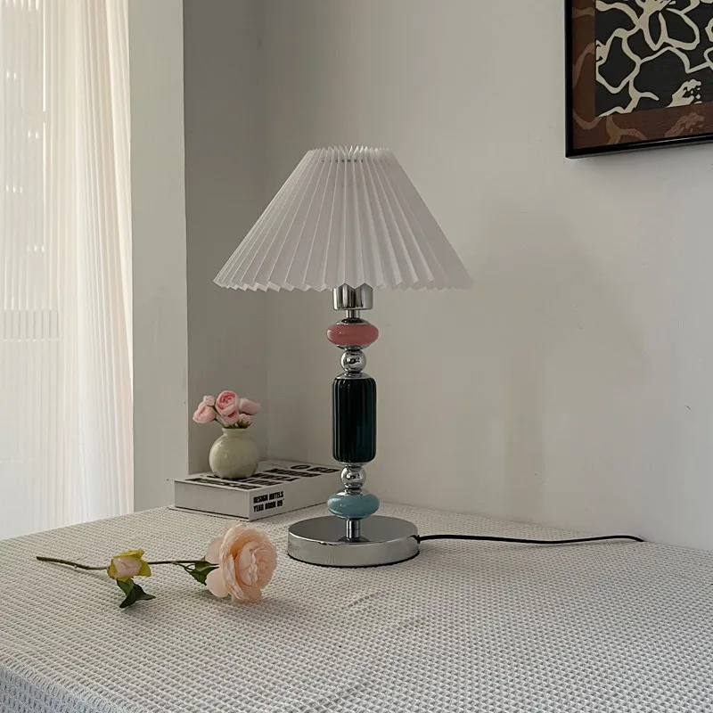 Vintage Home Fashion Pleated Lampshade Table Lamp LED Hotel Bedroom Bedside Study Restaurant Modern Simple Decorative Desk Light