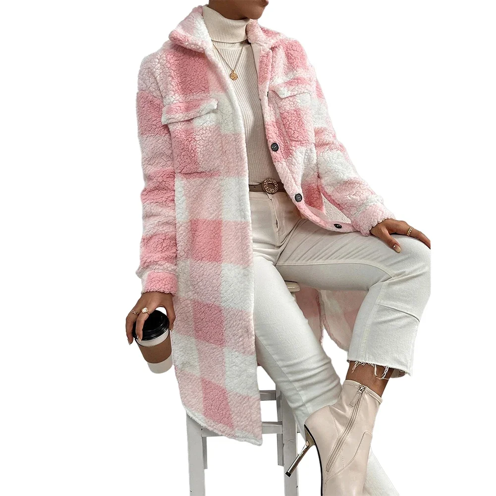 Рисунок 3 - Женская зимняя теплая клетчатая куртка