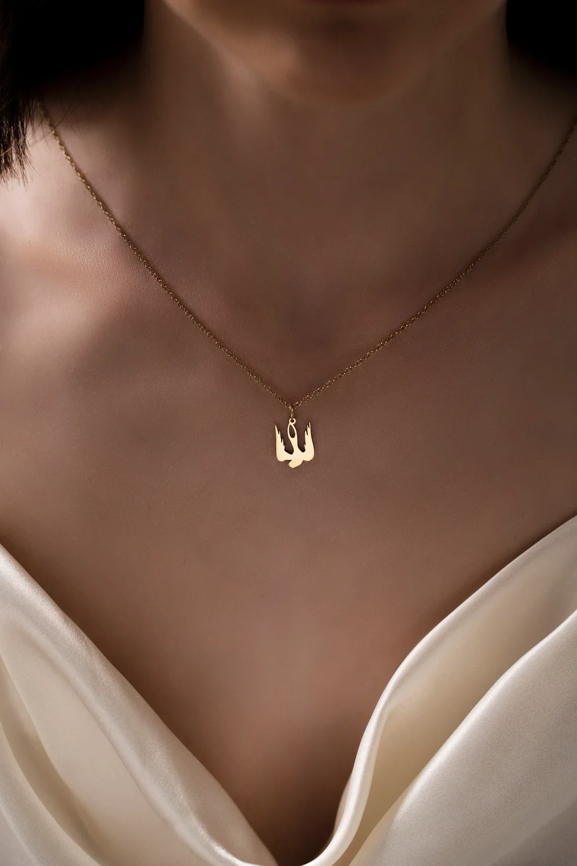 Ukrainian Chestnut Pendant Necklace Stainless Steel Jewelry Pendant Simple Necklace Party Jewelry