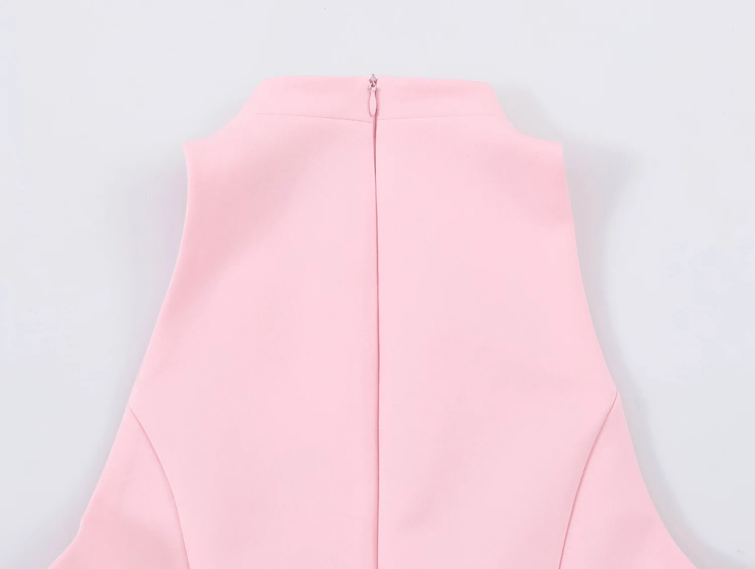 TFMLN Damen Neckholder-Minikleid 2026 Sommer Einfarbig Ärmellos Club-Party Figurbetont Cut-Out-Design Streetwear Mode Elegant – Detail 14