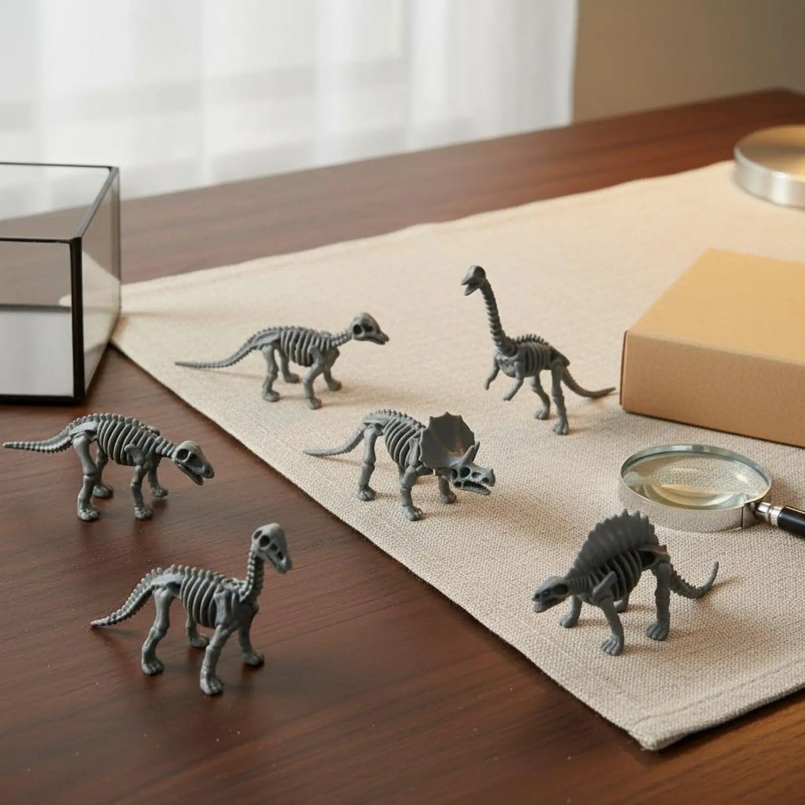 Miniature Wild Creatures Toy Set Realistic Plastic Animals for Kids Science Diorama Storytelling Party Favors