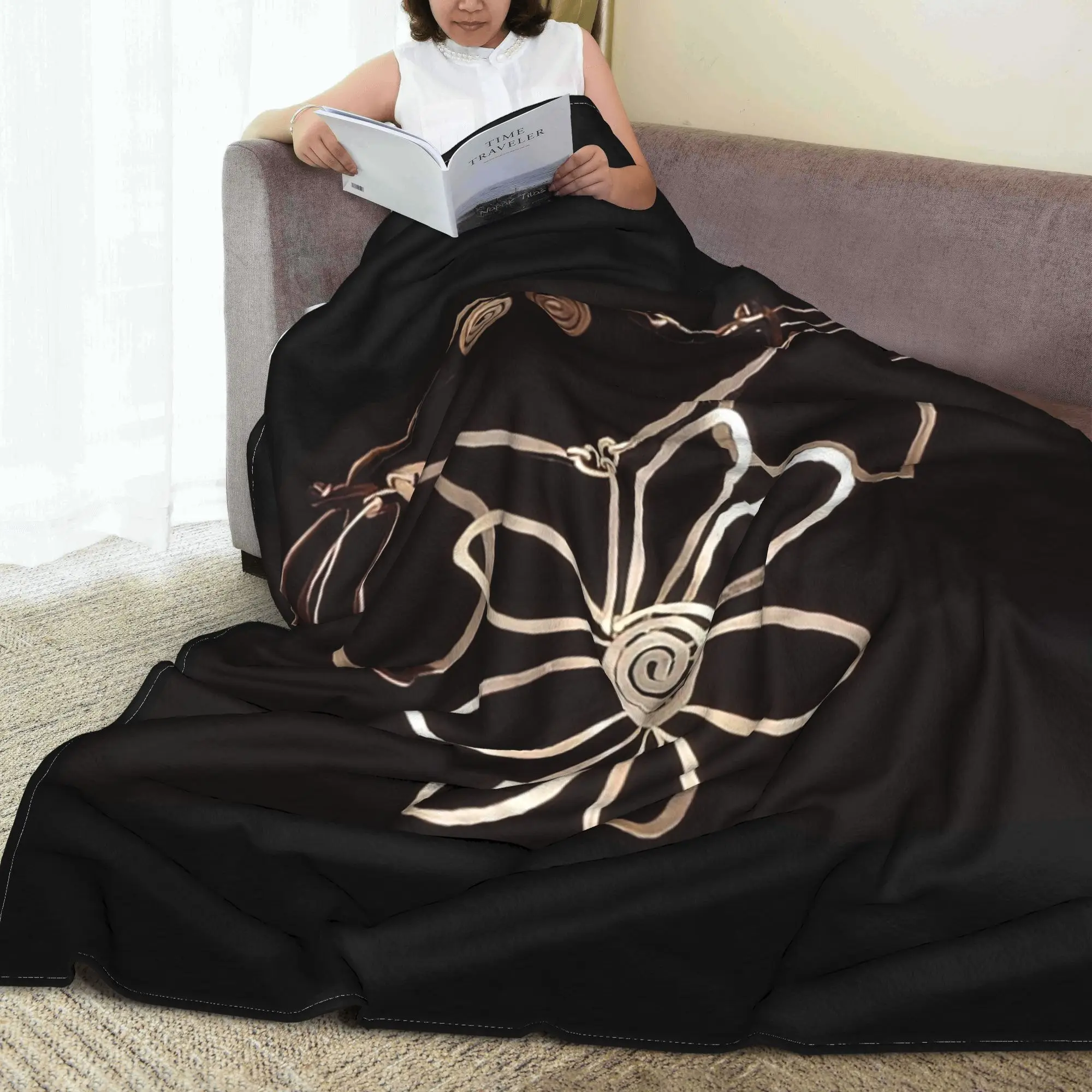 

Alexander Calder - FLOWER NECKLACE 1938 Blankets Portable Flannel Throw Blanket for Couch Bedding Office Throws Bedspread Quilt