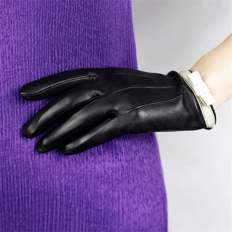 

Real Leather Women Gloves Fashion Wrist White Butterfly Knots Autumn Winter Thermal Black Sheepskin Driving Gloves Female XC-106