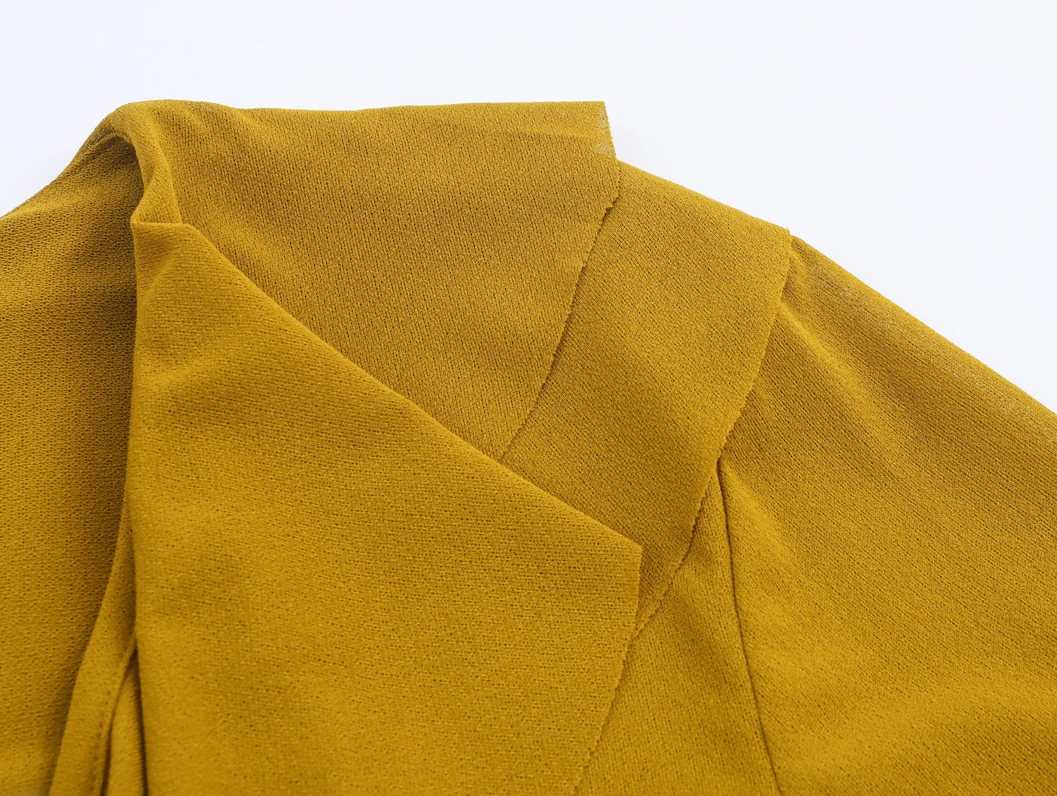 Grenzüberschreitender Außenhandel 2025, Damenbekleidung im europäischen und amerikanischen Stil, drapierte Lagenoberteile im französischen Stil