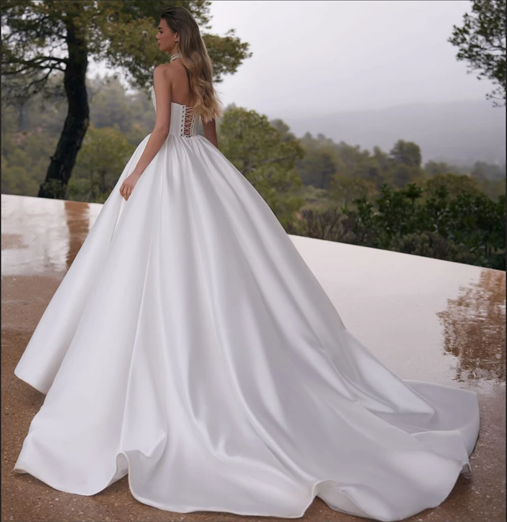 

Customized Elegant White Satin Wedding Dress Formal Strapless Sleeveless Bridal Gown Dreamy A-Line Chapel Train Vestido De Novia
