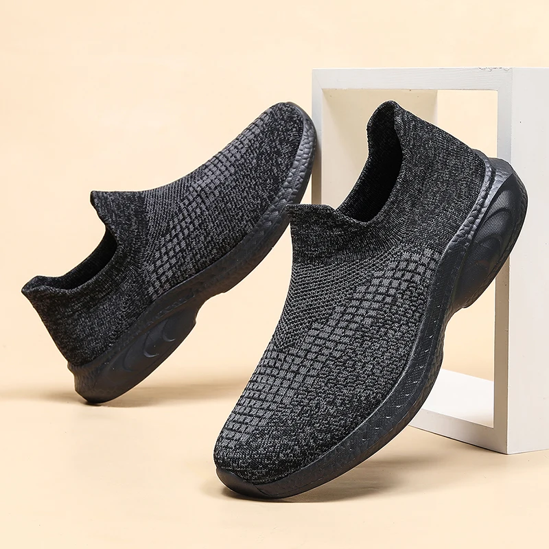 

Running Shoes Summer Breathable Soft Lightweight Anti-Slip Wear-Resistant Sneakers Couple Casual Sports Shoes for Men Women