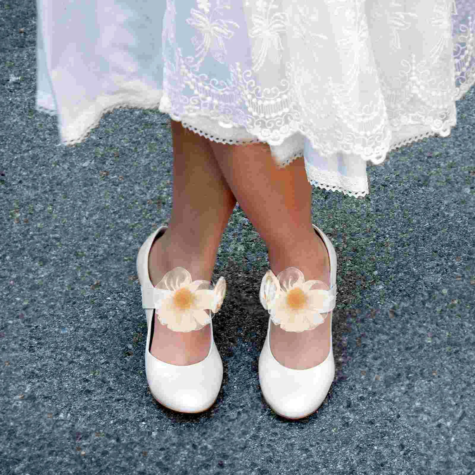 

2 Pcs Fabric Shoe Clips Removable Rose Design for Heels Decorative Bridal Wedding Valentine Crystal Accessories Women Shoe