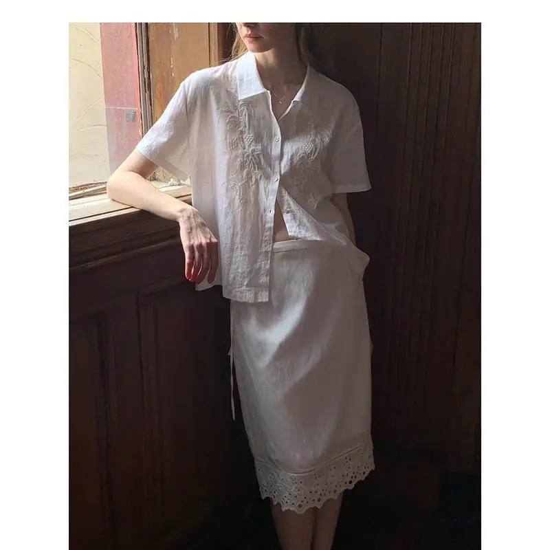 French White Embroidery High-End Set For Women'S 2026 Summer Collar Short Sleeved Shirt Paired With Half Skirt Two-Piece Set